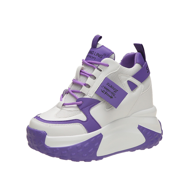 Guipure Lace Panel - Damskie sneakersy na wysokiej platformie 9,5