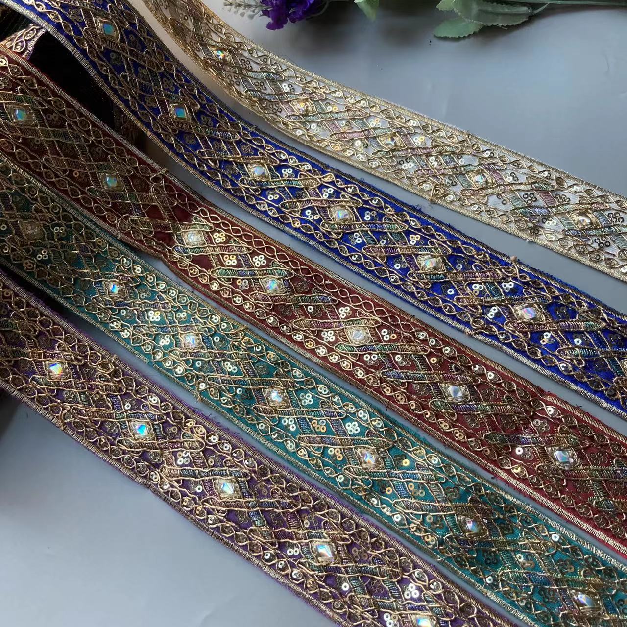 Beaded Trim Fringe - 1 Jard Koronkowej Taśmy z Cekinami,